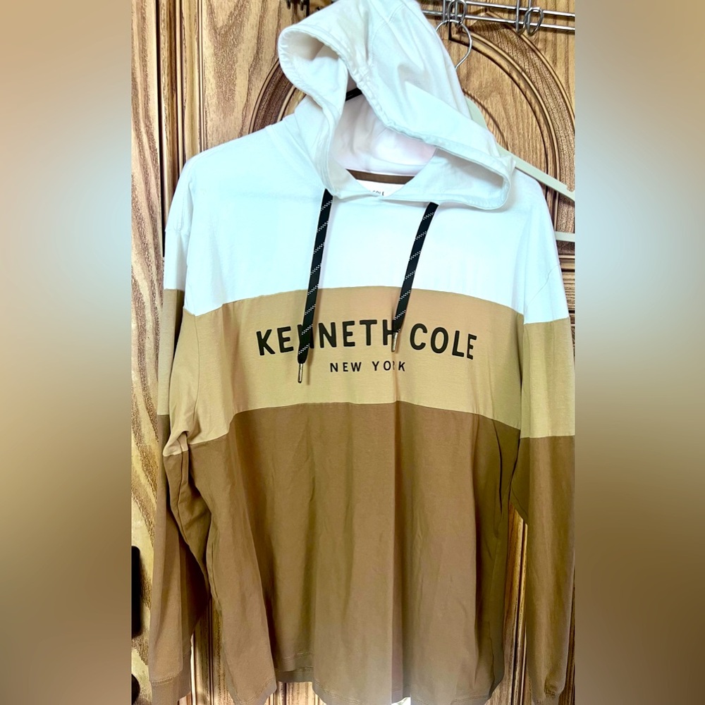 Kenneth Cole lightweight pull over hoodie long sleeve. Men’s XL.